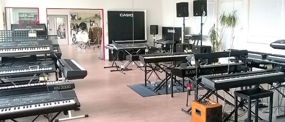 Stage Pianos